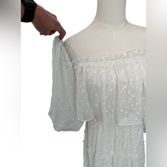 Misa Los Angeles Cassandra Tiered Maxi Dress White On or Off-Shoulder Small NWT - Picture 9 of 15